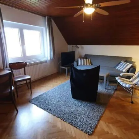 Cozzy Apartment In Nature Zagreb Exterior photo