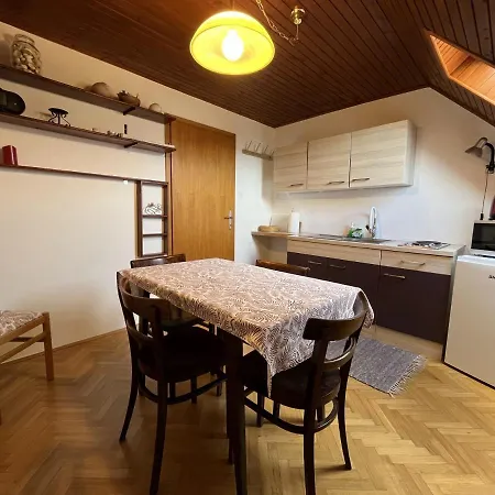 Cozzy Apartment In Nature Zagreb Exterior photo